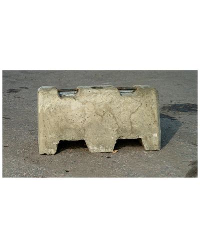 Betoniporsas 200kg (Harmaa) Betoniporsas 200kg (Harmaa)