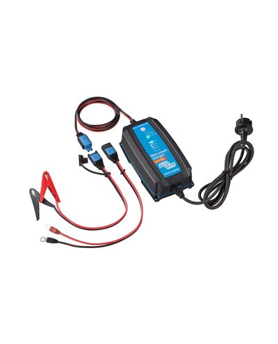 Akkulaturi Victron, 12V/15A, automaattilaturi IP65, Bluetooth Akkulaturi Victron, 12V/15A, automaattilaturi IP65, Bluetooth
